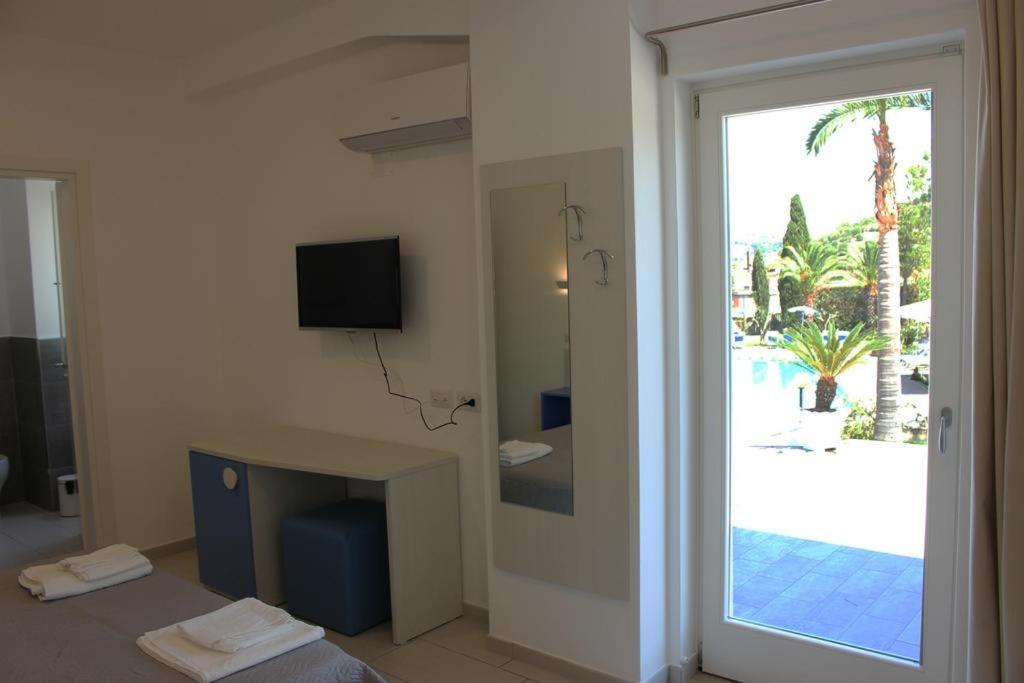 Hotel La Tombola Agropoli Exterior foto
